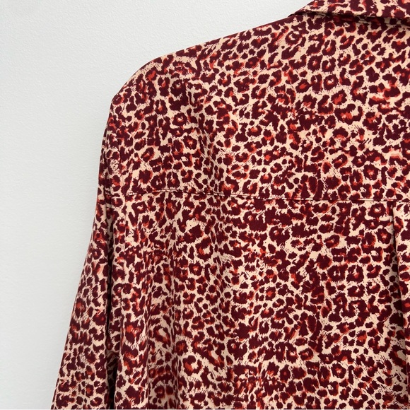 H&M red & cream size 12 animal print long sleeve button down - Picture 3 of 7